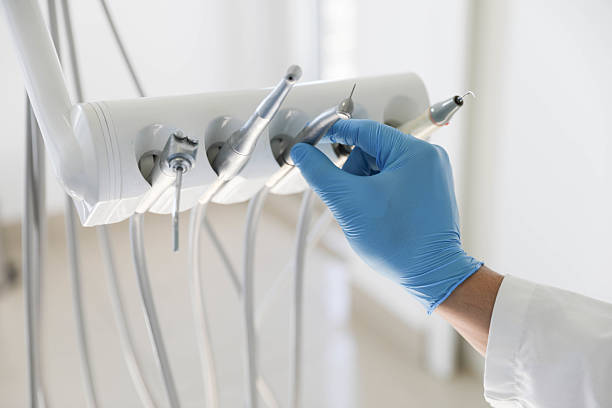 Professional Tooth Extraction technician working in Bargersville, IN